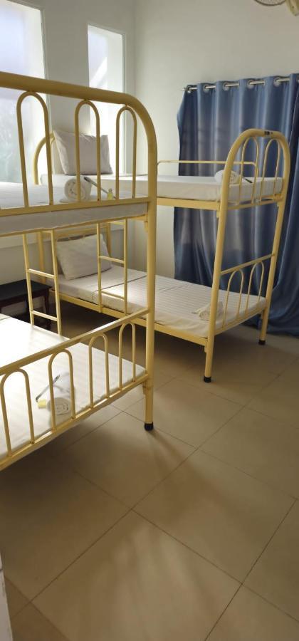 Retro Quarter Mb Hostel Siem Reap Exterior foto